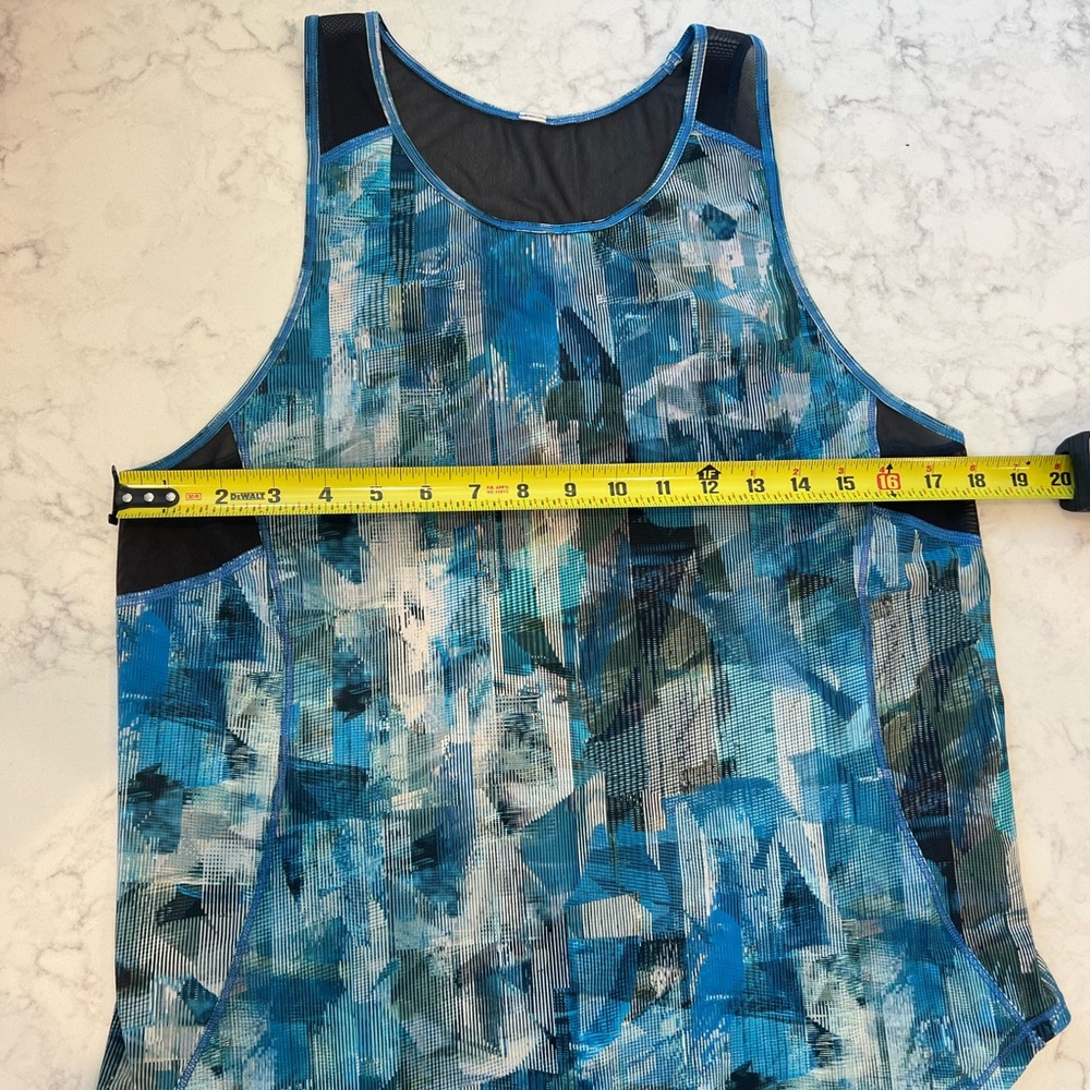 Womens Lululemon Tank Top - Picture 3 of 3